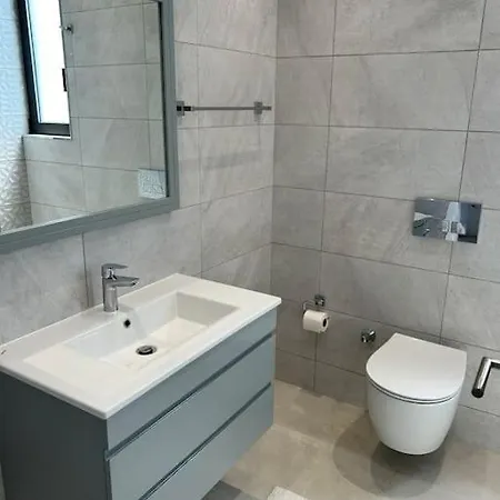Penthouse Med Privat Saltvannsbasseng Pa Esentepe Kerínia