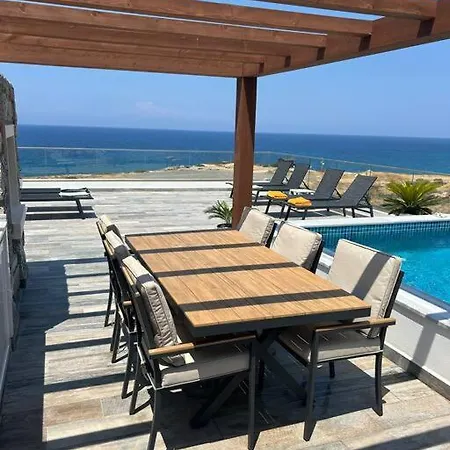 Penthouse Med Privat Saltvannsbasseng Pa Esentepe Apartamento