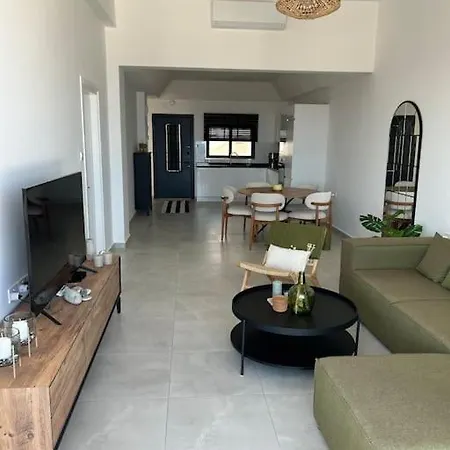 דירה Penthouse Med Privat Saltvannsbasseng Pa Esentepe קיירניה