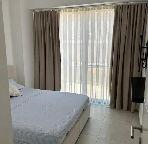 Penthouse Med Privat Saltvannsbasseng Pa Esentepe アパート キレニア